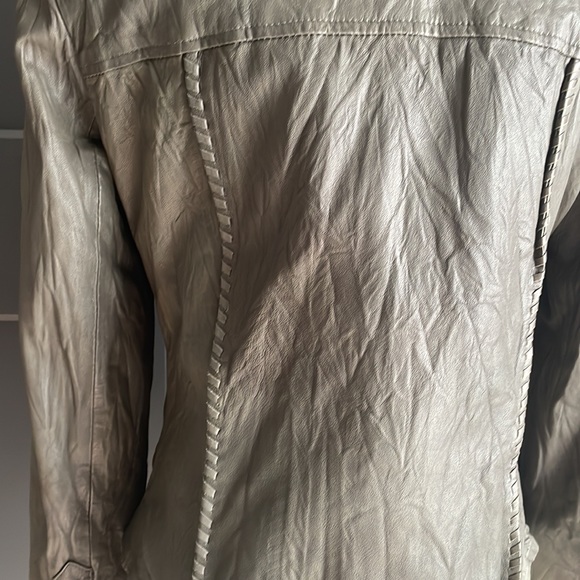 Muubaa Leather Ranch Shirt in Anthracite - Picture 13 of 14